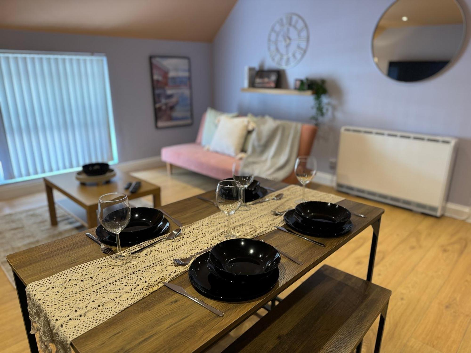 Group Bookings: Up To 30 Guests Across 5 Spacious Flats! Keyless Access Free Wifi & Parking Μπέρμιγχαμ Εξωτερικό φωτογραφία