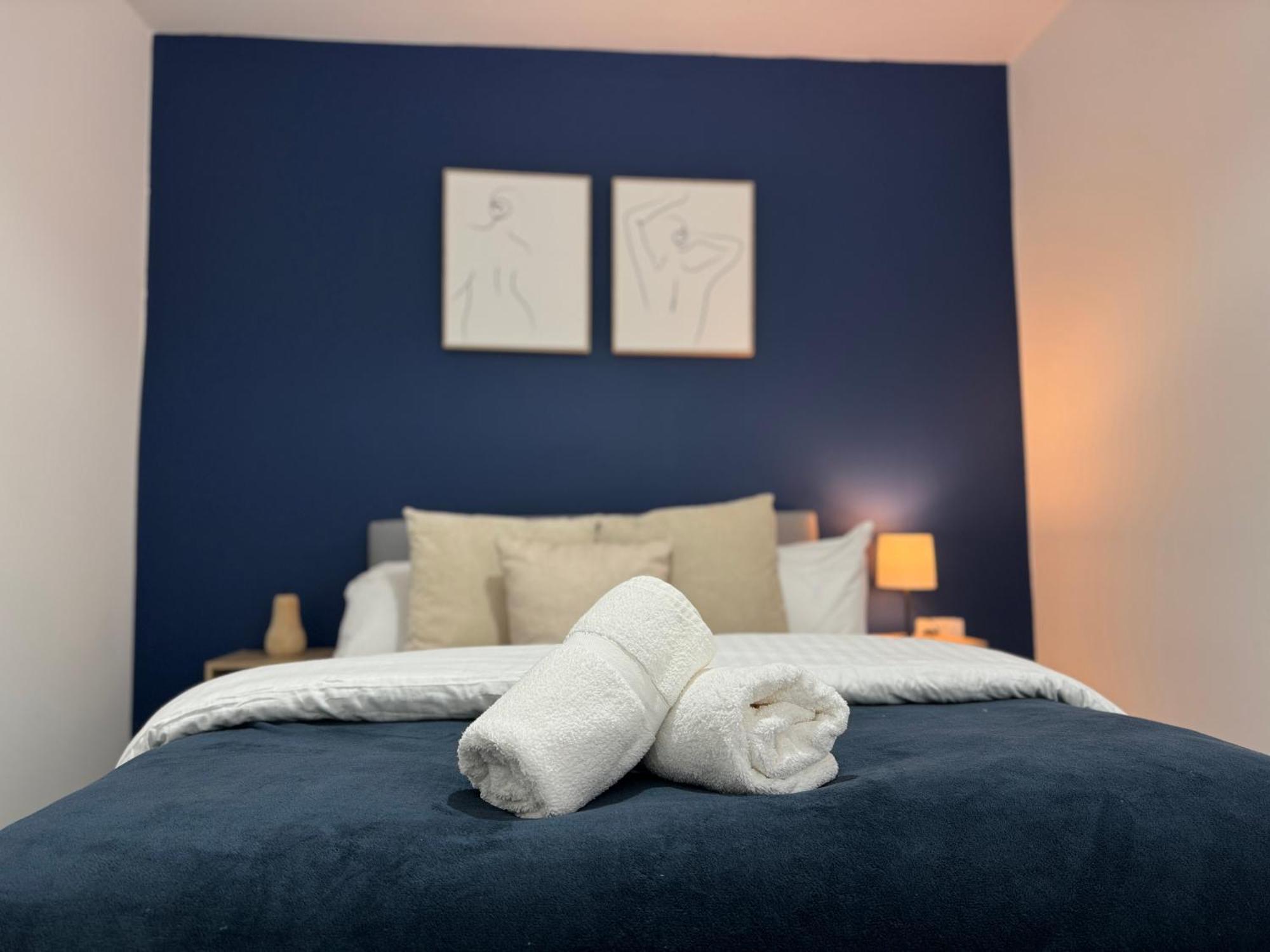 Group Bookings: Up To 30 Guests Across 5 Spacious Flats! Keyless Access Free Wifi & Parking Μπέρμιγχαμ Εξωτερικό φωτογραφία