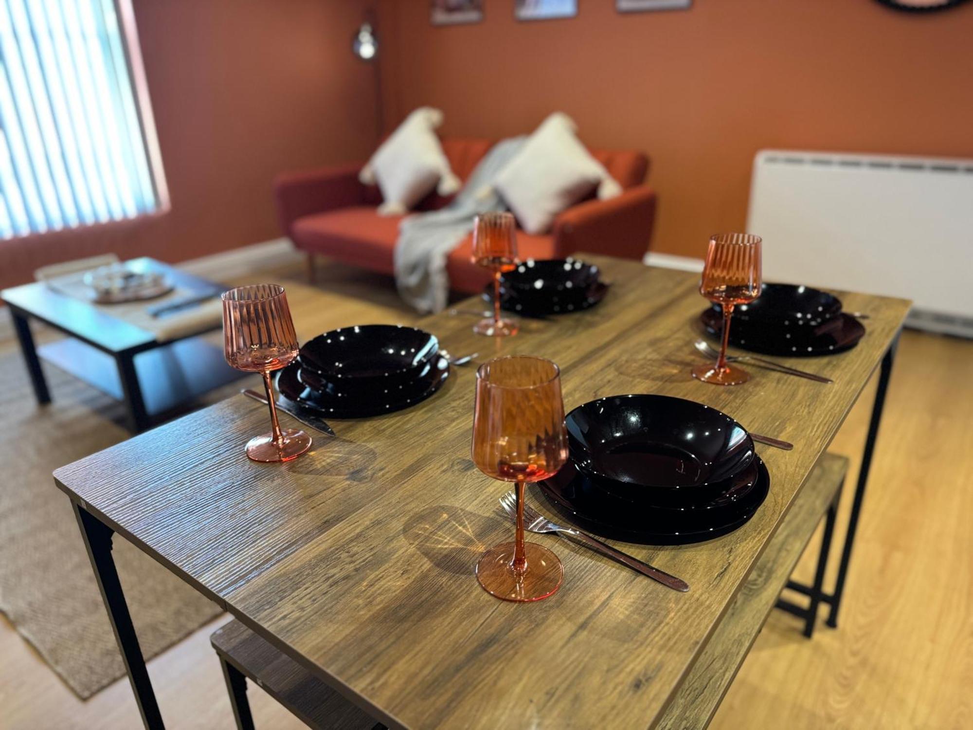Group Bookings: Up To 30 Guests Across 5 Spacious Flats! Keyless Access Free Wifi & Parking Μπέρμιγχαμ Εξωτερικό φωτογραφία